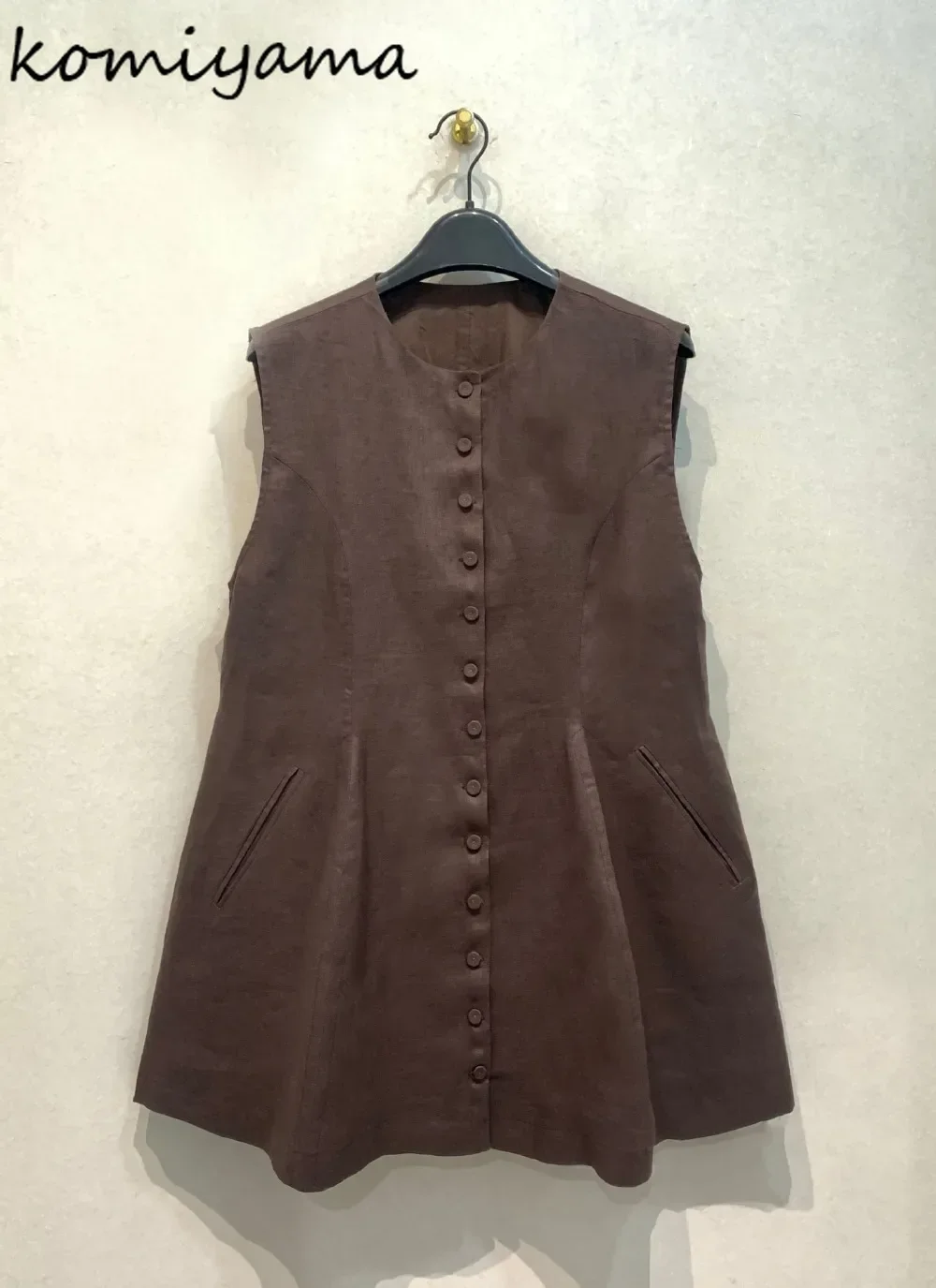 Однобортные рубашки и блузки без рукавов с круглым вырезом 2022, Blusas Mujer, летняя женская одежда, повседневная удобная майка Ropa
Однобортные рубашки и блузки без рукавов с круглым вырезом 2022, Blusas Mujer, летняя женская одежда, повседневная удобная майка Ropa
