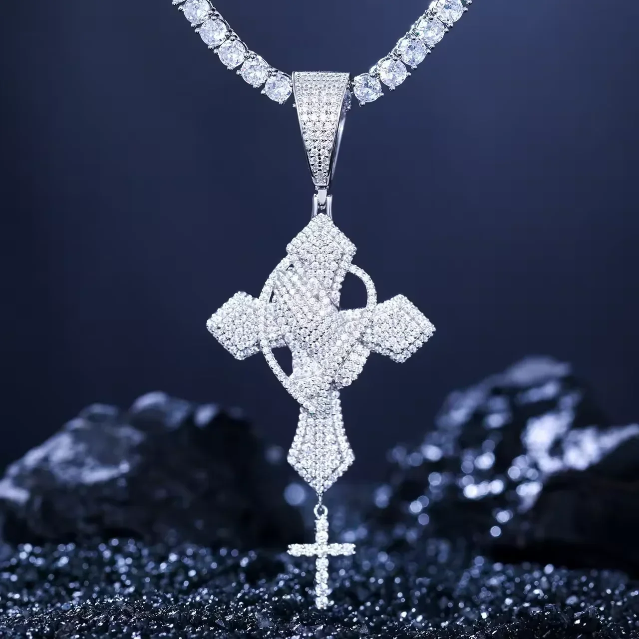 2025 Hip Hop Men Boy Jewelry Fashion Iced Out Micro Pave Cubic Zirconia CZ Praying Hand Cross Charm Pendant Necklaces Gifts
2025 Hip Hop Men Boy Jewelry Fashion Iced Out Micro Pave Cubic Zirconia CZ Praying Hand Cross Charm Pendant Necklaces Gifts