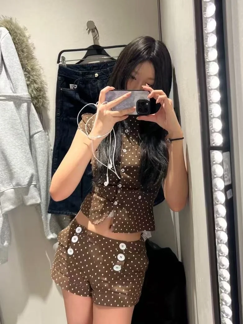 Spring 2026 Retro Spicy Girl Short Sleeve round Neck Polka Dot Slim Fit Shirts Women's Breathable Cotton Pekoe Blouse Top
Spring 2026 Retro Spicy Girl Short Sleeve round Neck Polka Dot Slim Fit Shirts Women's Breathable Cotton Pekoe Blouse Top