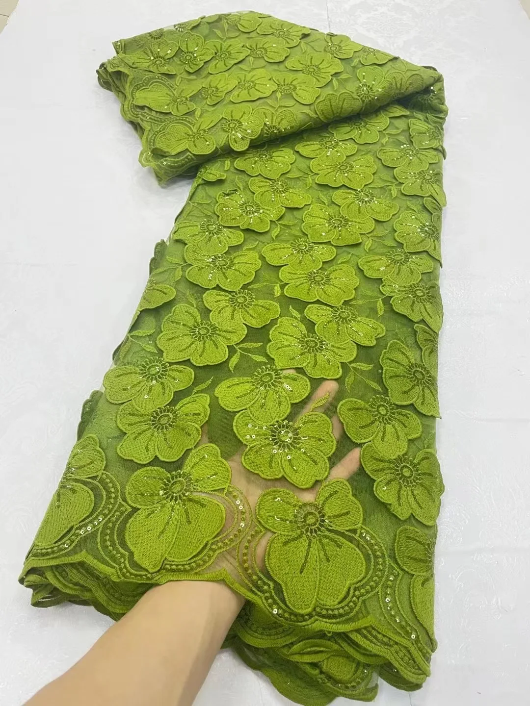 Green African Lace Fabric 2023 High Quality Lace Nigerian Sequin Lace Fabric French Milk Silk Fabric For Wedding Dress
Green African Lace Fabric 2023 High Quality Lace Nigerian Sequin Lace Fabric French Milk Silk Fabric For Wedding Dress