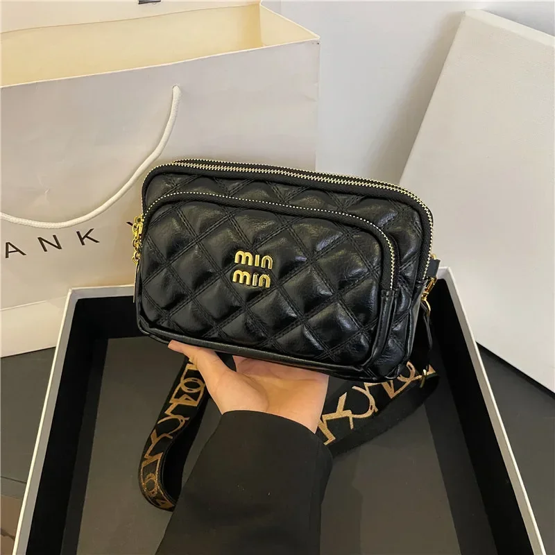 2025 Geometric Crossbody Bag! Anti-Theft Tri-Zip Mini Bag with RFID Secure Pockets & Adjustable Chain Strap
2025 Geometric Crossbody Bag! Anti-Theft Tri-Zip Mini Bag with RFID Secure Pockets & Adjustable Chain Strap