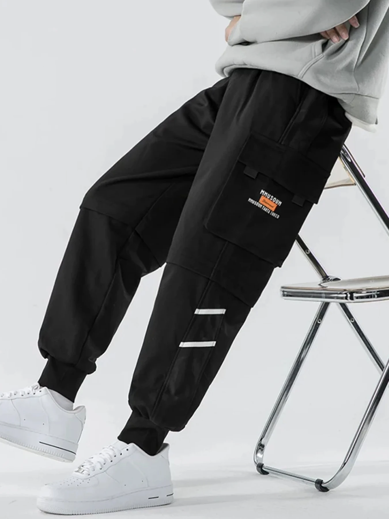 New American heavy-duty casual work pants for men, loose polyester fiber, trendy ankle tied casual long pants for men in spring
New American heavy-duty casual work pants for men, loose polyester fiber, trendy ankle tied casual long pants for men in spring