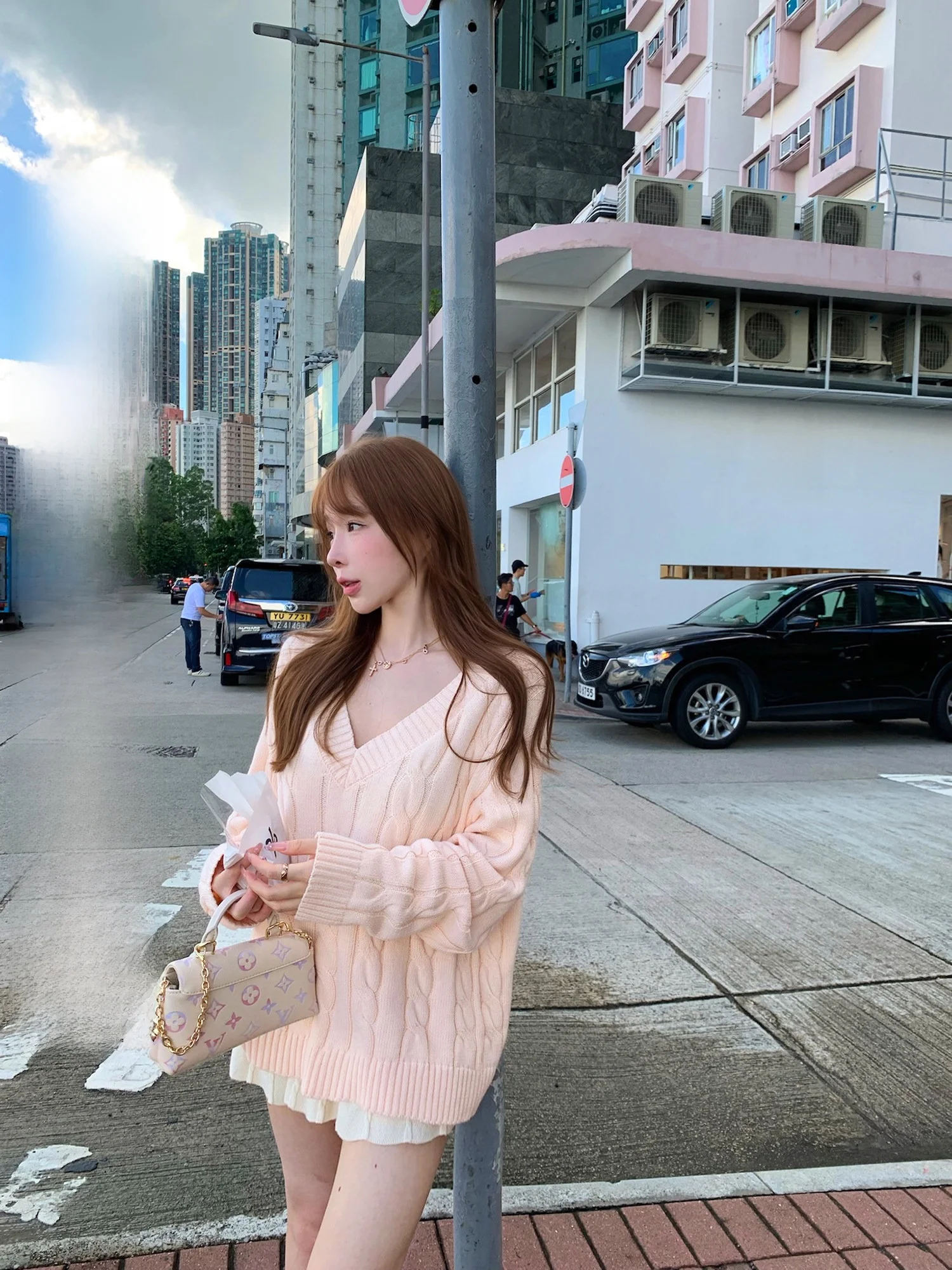 Lukira Pink V-Ne Twisted Long Sve Knitted Sweater Women's Loose Top Autumn Season Comfortable Cotton Acrylic Blend
Lukira Pink V-Ne Twisted Long Sve Knitted Sweater Women's Loose Top Autumn Season Comfortable Cotton Acrylic Blend