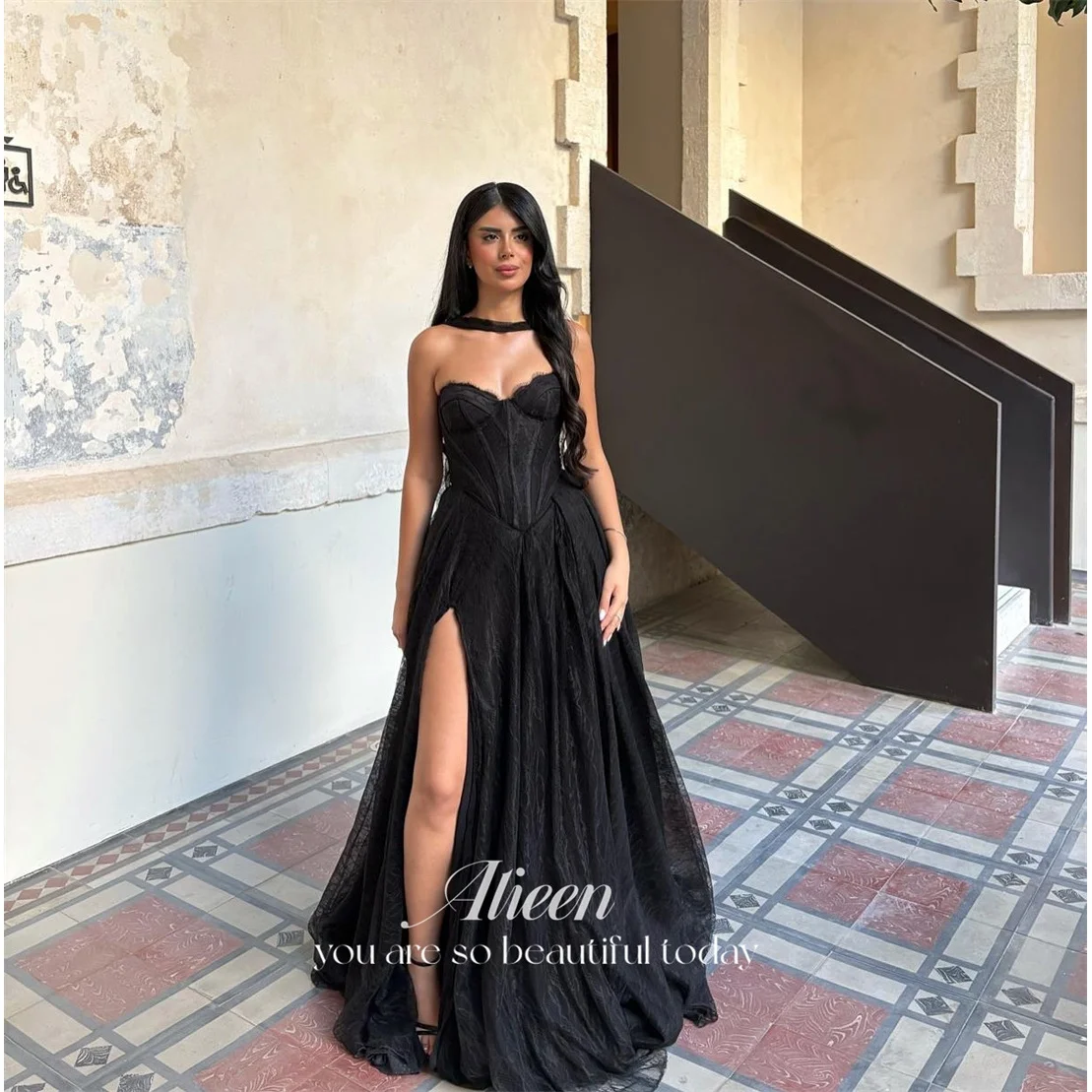 Aileen Tulle Strapless Black A-Line Evening Dress 2026 Prom Dress Elegant Glamourous Custom Made Customized Robes de Soirée
Aileen Tulle Strapless Black A-Line Evening Dress 2026 Prom Dress Elegant Glamourous Custom Made Customized Robes de Soirée