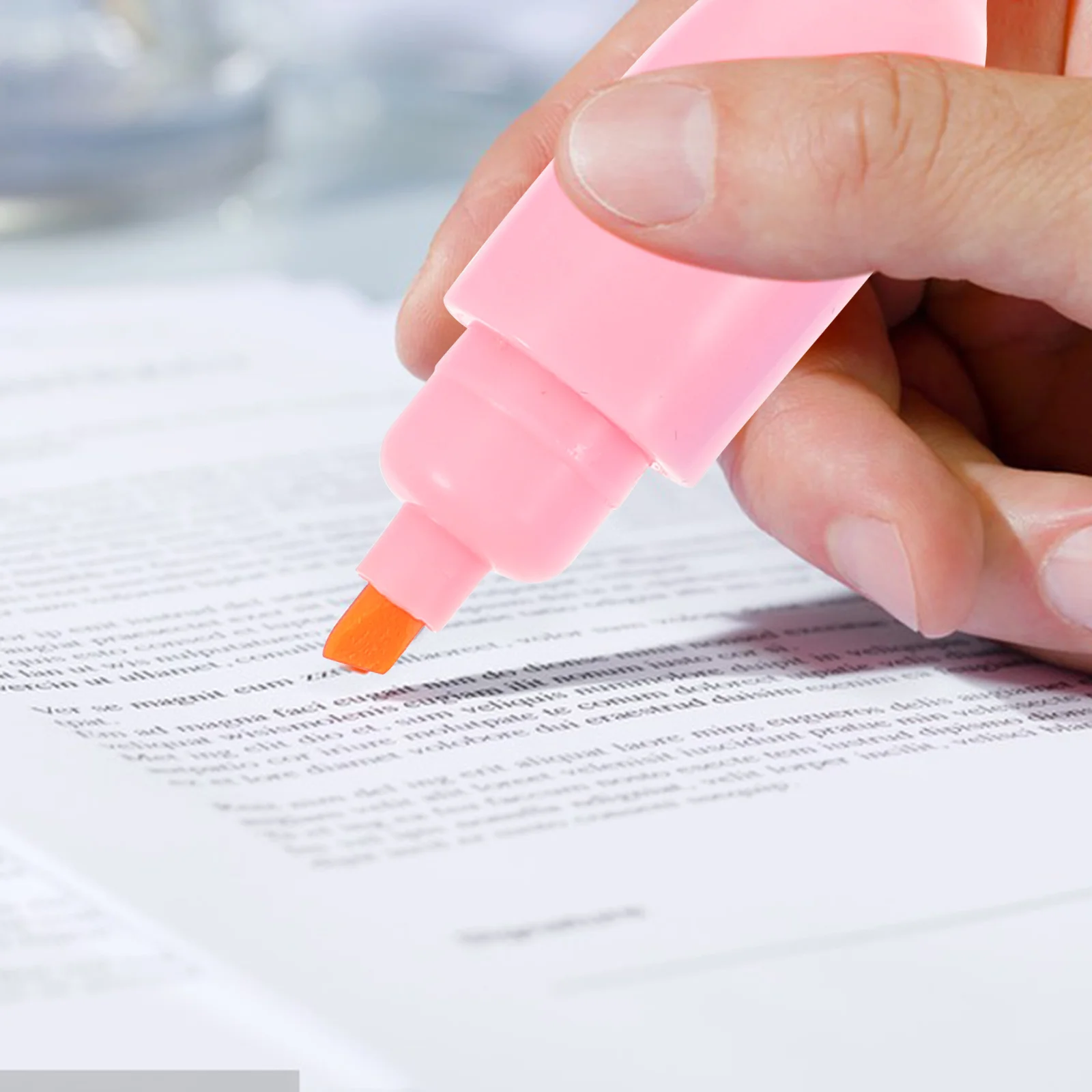 12Pcs Fluorescent Markers Multicolored Small Graffiti Highlighters for Office Student Writing Supplies Portable
12Pcs Fluorescent Markers Multicolored Small Graffiti Highlighters for Office Student Writing Supplies Portable