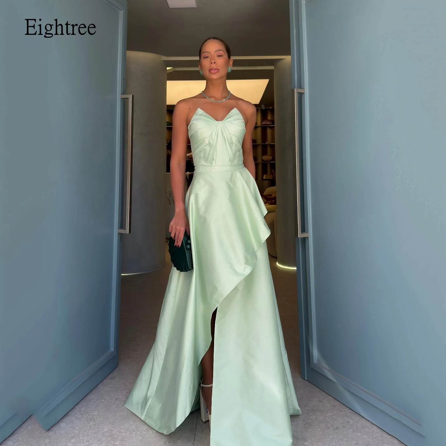 Eightree Modern Strapless A Line Formal Prom Gowns Backless Pleated Evening Dress Slit Floor Length Party Dresses Customized
Eightree Modern Strapless A Line Formal Prom Gowns Backless Pleated Evening Dress Slit Floor Length Party Dresses Customized