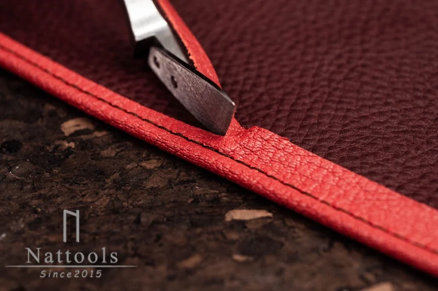 leather Craft Hemming Edging Strip Finishing Making Curved Lines Cutting Knife Tool - Cutter Punch Chisel Edger Groover Creaser
leather Craft Hemming Edging Strip Finishing Making Curved Lines Cutting Knife Tool - Cutter Punch Chisel Edger Groover Creaser