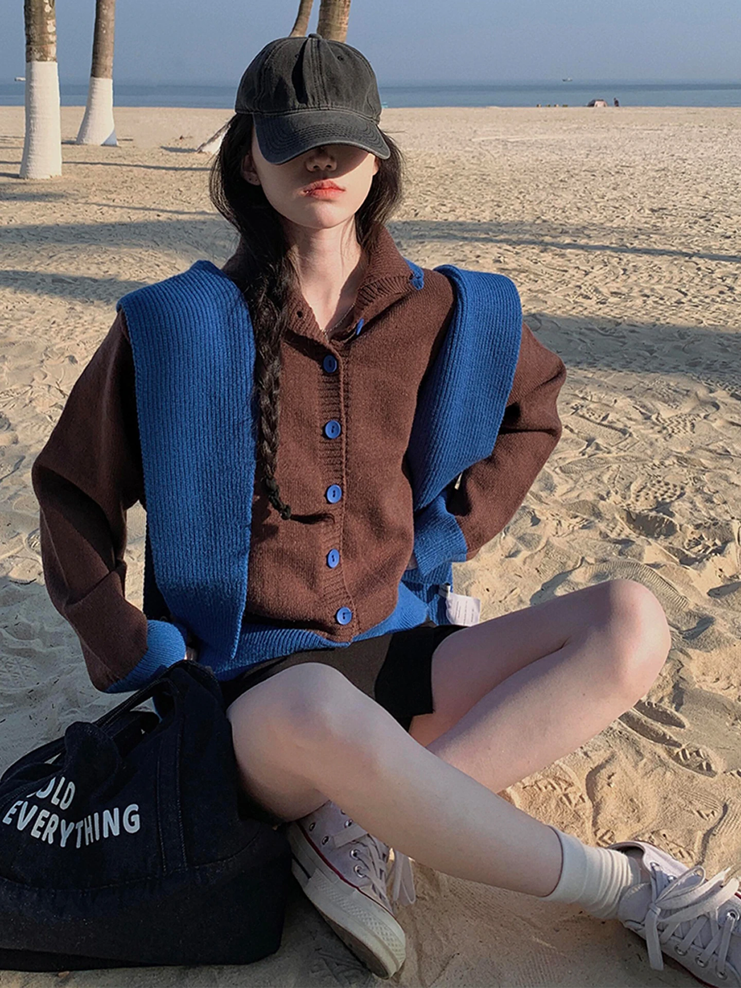 Korean Sle Ins Collar Color Blo Knitwear Women's Early Spring Vintage Lazy Splicing Blue oulder awl Cardigan
Korean Sle Ins Collar Color Blo Knitwear Women's Early Spring Vintage Lazy Splicing Blue oulder awl Cardigan