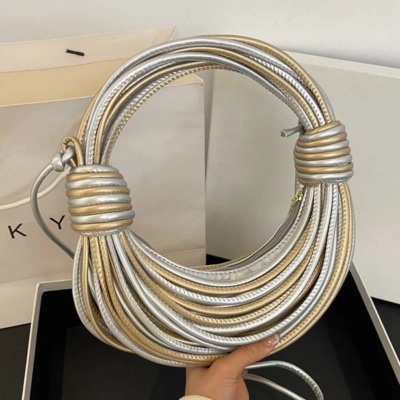 Женский золотистый клатч из ПУ кожи, с узлом 
Женский золотистый клатч из ПУ кожи, с узлом