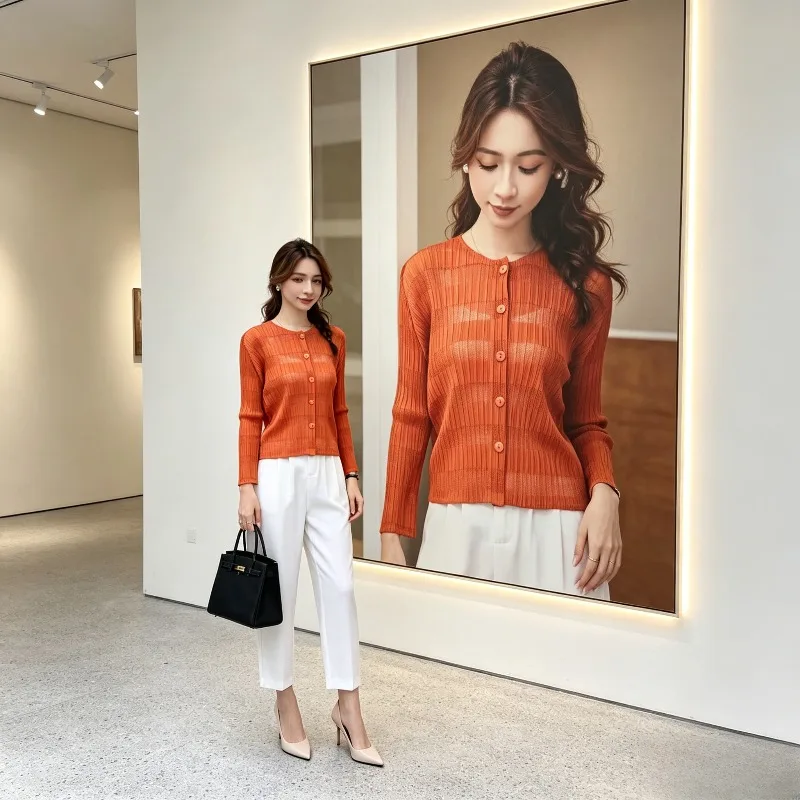 Miyake Pleated Hollow Out Cardigan for Women 2026 Spring Summer New Round Neck Long Sleeve Thin Breathable Outerwear Top Pleat
Miyake Pleated Hollow Out Cardigan for Women 2026 Spring Summer New Round Neck Long Sleeve Thin Breathable Outerwear Top Pleat