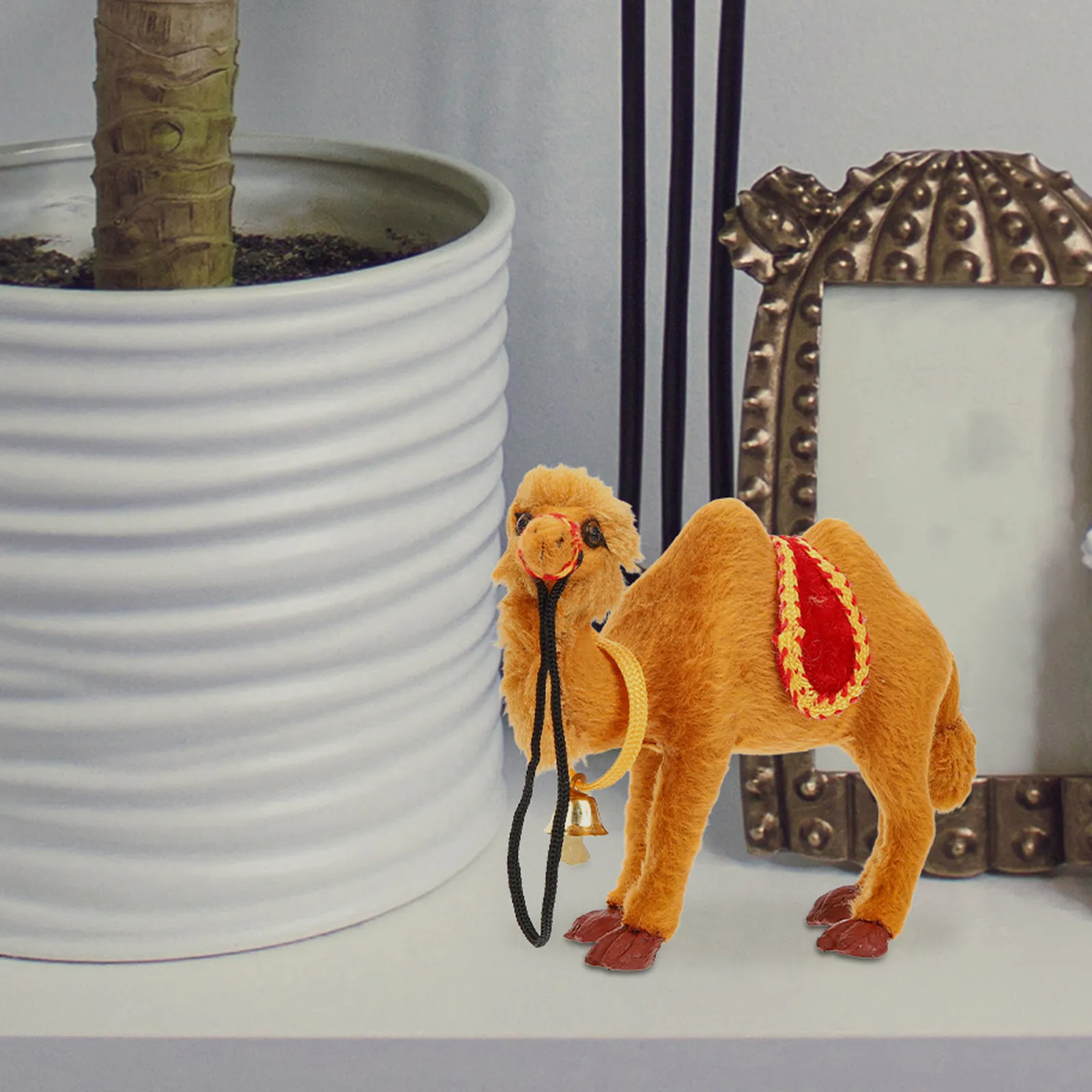 Реалистичная статуэтка верблюда натурального цвета, легкая декоративная фигурка для интерьера и экстерьера, украшение для стола в виде животного пустыни
Реалистичная статуэтка верблюда натурального цвета, легкая декоративная фигурка для интерьера и экстерьера, украшение для стола в виде животного пустыни