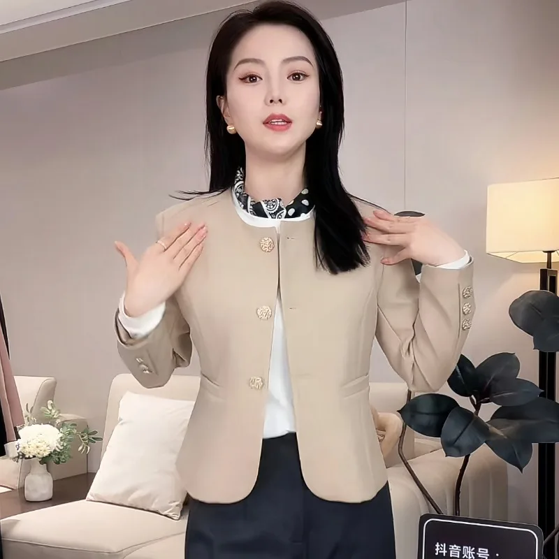Spring fragrant women's coat collarless 2026 new suit small young temperament short top suit Blazer
Spring fragrant women's coat collarless 2026 new suit small young temperament short top suit Blazer