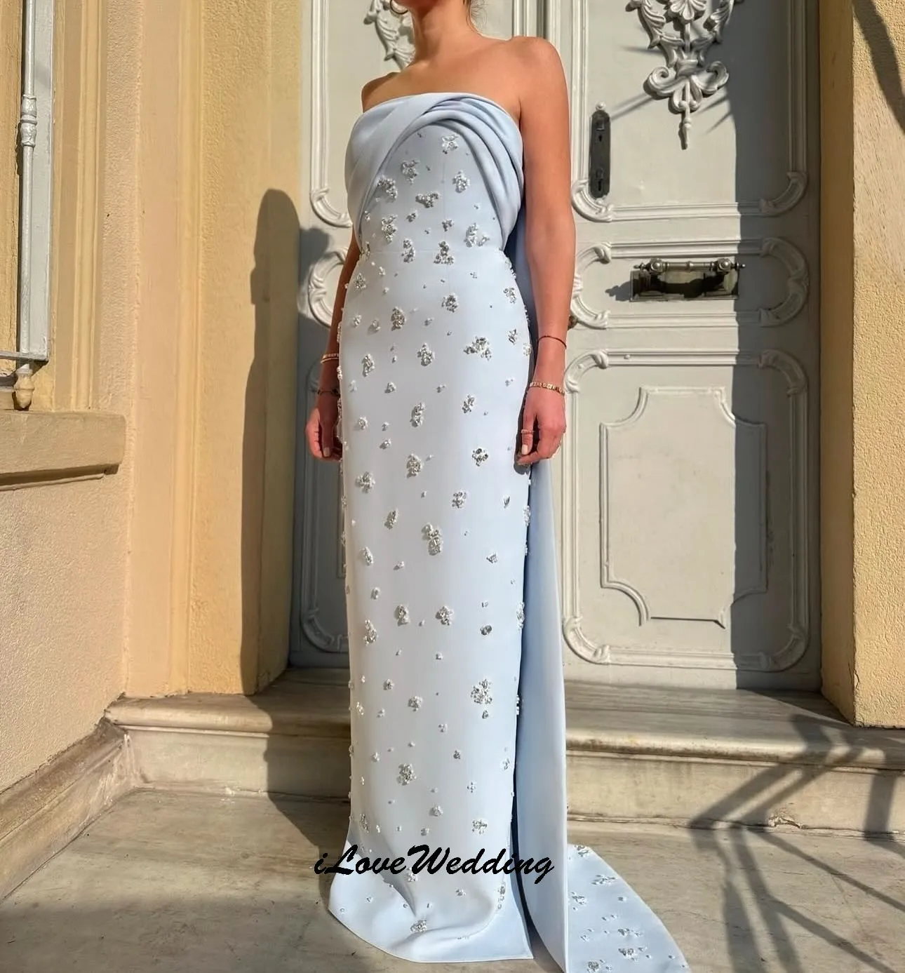 Blue Pearls Strapless Prom Dress Sleeveless Elegant Woman Party Dress Ribbons Sweep Train Maxi Formal Gowns For Woman Customized
Blue Pearls Strapless Prom Dress Sleeveless Elegant Woman Party Dress Ribbons Sweep Train Maxi Formal Gowns For Woman Customized