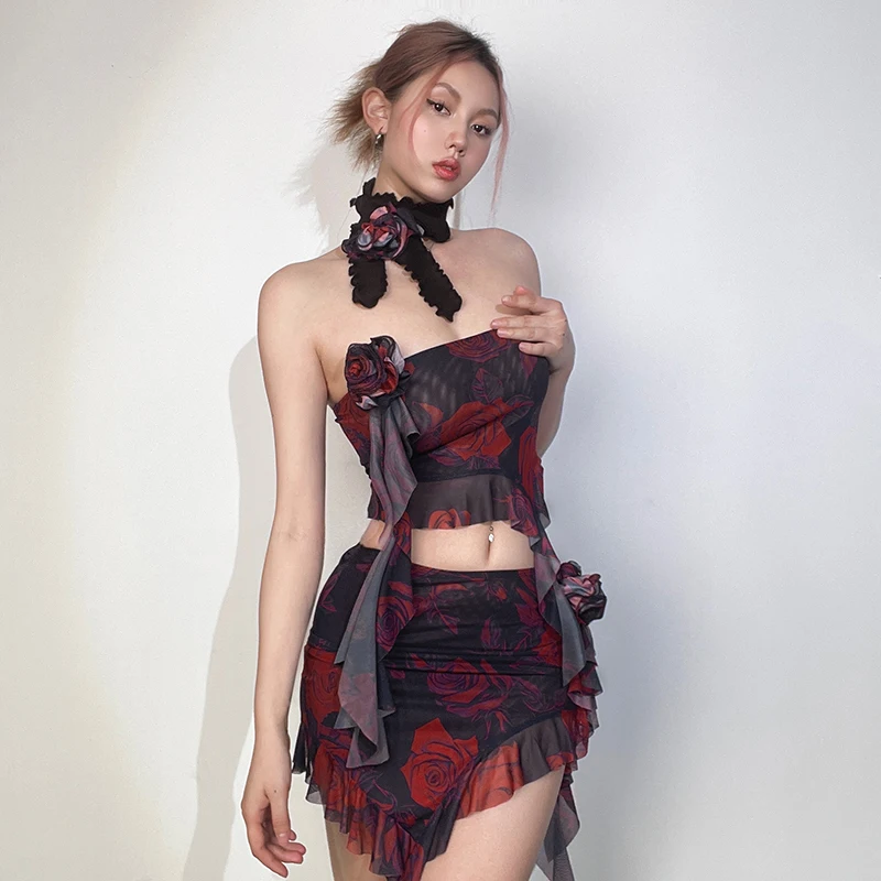 Dark Style Taboo Rose Hot Girl Suit Women's Irregular Tube Top Vest Skinny Hip Skirt Two-Piece
Dark Style Taboo Rose Hot Girl Suit Women's Irregular Tube Top Vest Skinny Hip Skirt Two-Piece