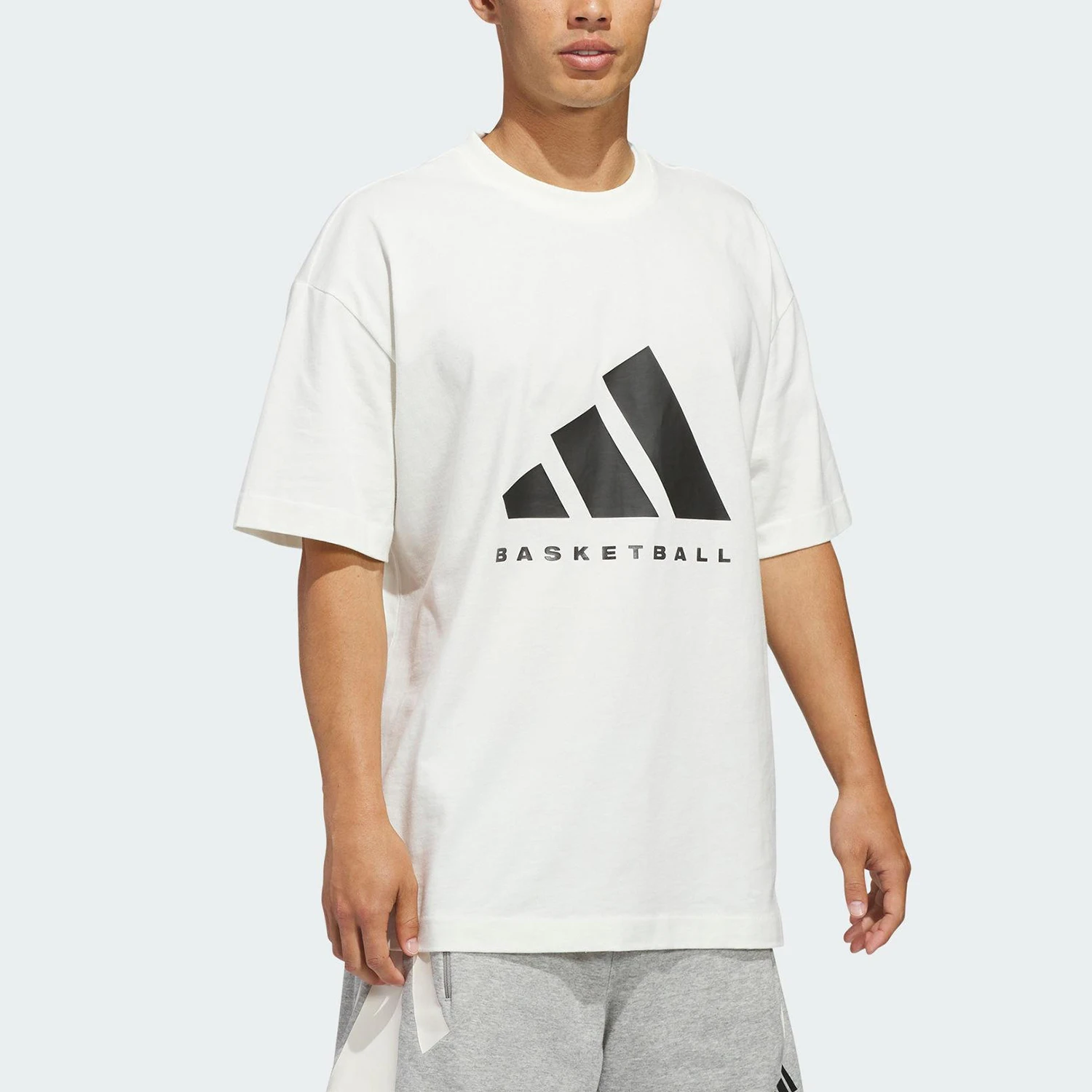 Adidas genuine men's and women's simple loose basketball sports short sleeved T-shirt JZ9528
Adidas genuine men's and women's simple loose basketball sports short sleeved T-shirt JZ9528