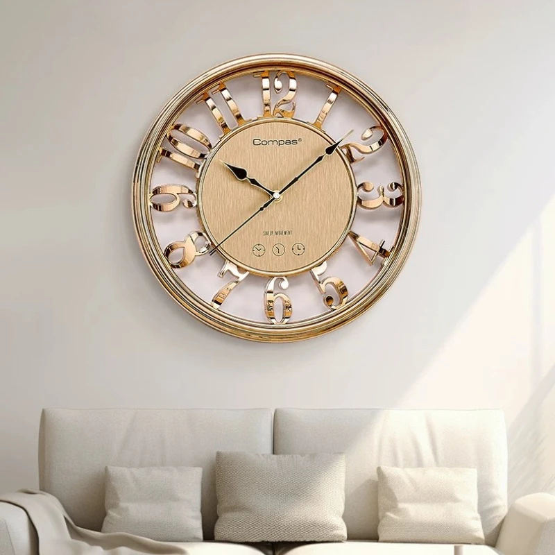 13 Inch Golden Retro Wall Clock Watch Living Room Mute Clock Elegant Taste Family Quartz clock Hollowed-out Art Home Decor Gift
13 Inch Golden Retro Wall Clock Watch Living Room Mute Clock Elegant Taste Family Quartz clock Hollowed-out Art Home Decor Gift