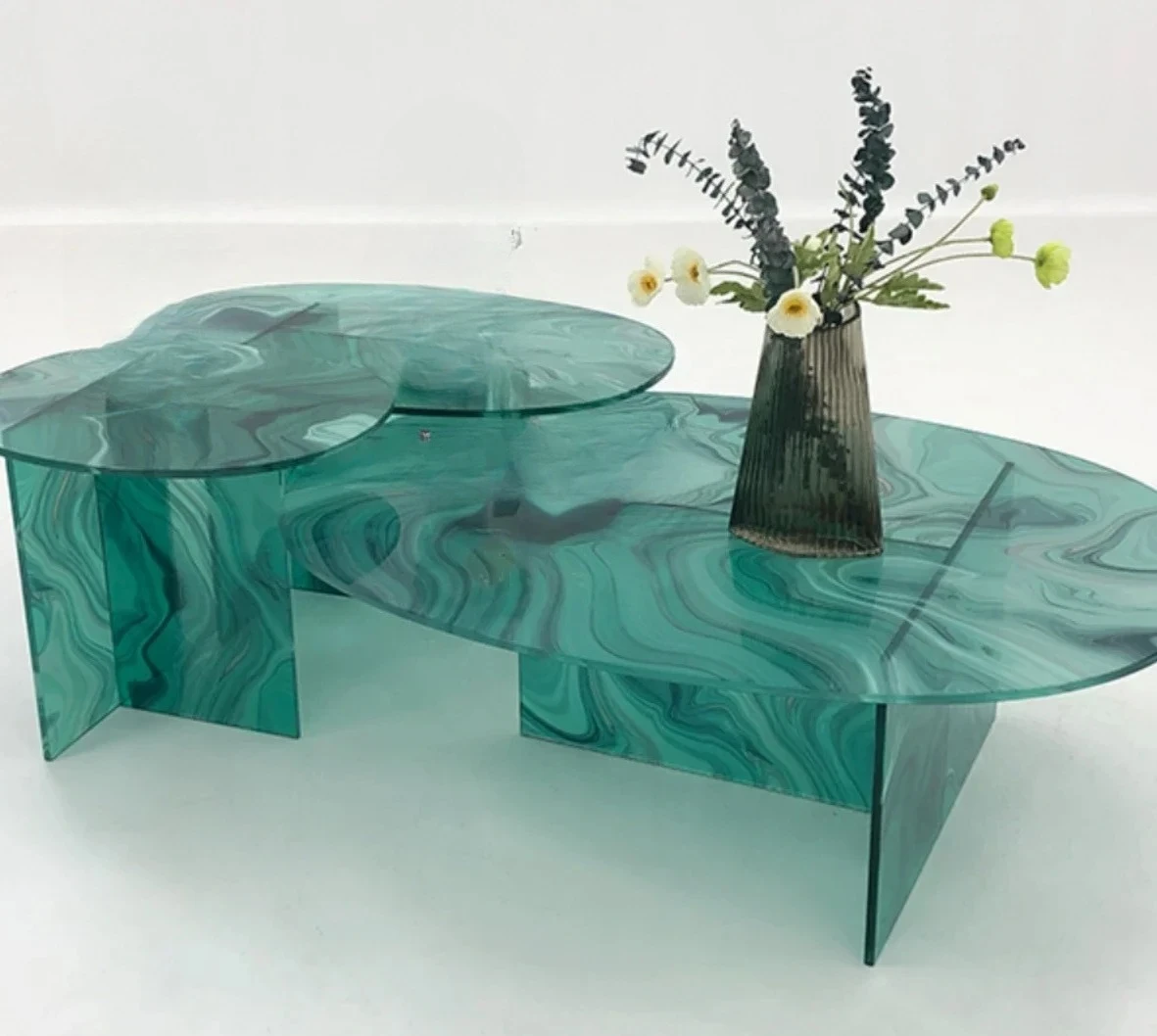 A Modern Light Luxury Creative Art Dream Flowing Color Windshield Washer Fluid Corrugated Coffee Table round Table
A Modern Light Luxury Creative Art Dream Flowing Color Windshield Washer Fluid Corrugated Coffee Table round Table
