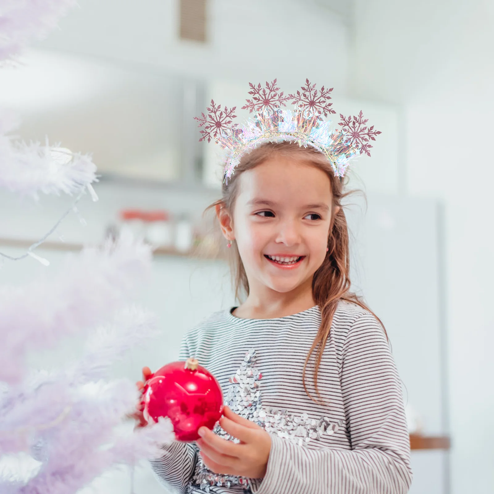 Snowflake Headband Soft Comfortable Xmas Christmas Party Hairband for Girls Kids Holiday Hair Accessories Festive Snowflake
Snowflake Headband Soft Comfortable Xmas Christmas Party Hairband for Girls Kids Holiday Hair Accessories Festive Snowflake