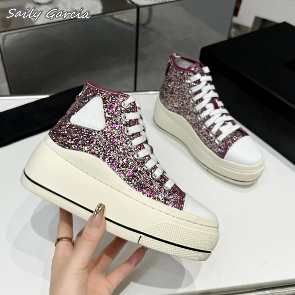 Sequin Cloth Back Zipper Thick-Sole Casual Vulcanized Shoes 2024 New Eye Catching Light Boots Round Toe Street Shooting Shoes
Sequin Cloth Back Zipper Thick-Sole Casual Vulcanized Shoes 2024 New Eye Catching Light Boots Round Toe Street Shooting Shoes
