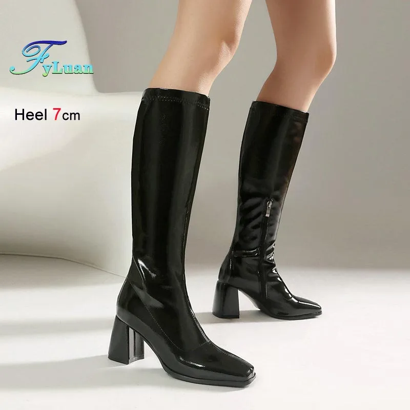 Large Size Knee Length Boots Women High Heels Patent Leather Tall Boots Fashion Coarse Heel Nightclub Stage Show Lady Long Boots
Large Size Knee Length Boots Women High Heels Patent Leather Tall Boots Fashion Coarse Heel Nightclub Stage Show Lady Long Boots