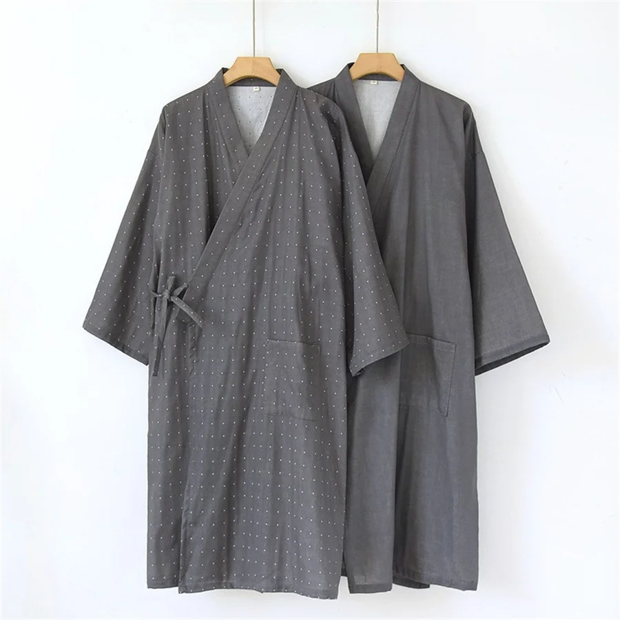 Casual Men's 100% Cotton Gauze Bath Robe Loose Thin Japanese Kimono Pajamas for Men Lace-up Bathrobes V-Neck Nightgown Homewear
Casual Men's 100% Cotton Gauze Bath Robe Loose Thin Japanese Kimono Pajamas for Men Lace-up Bathrobes V-Neck Nightgown Homewear