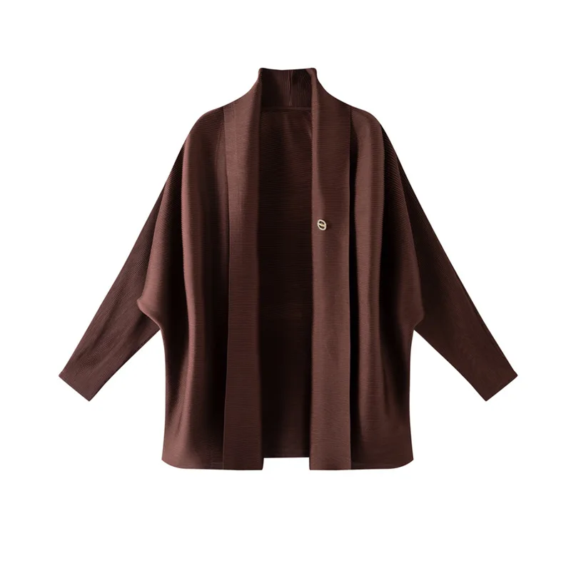 Miyake Pleated Cardigan Top for Women 2025 New Solid Color Scarf Neck Bat Sleeve Loose Large Size Button-free Jacket for Women
Miyake Pleated Cardigan Top for Women 2025 New Solid Color Scarf Neck Bat Sleeve Loose Large Size Button-free Jacket for Women