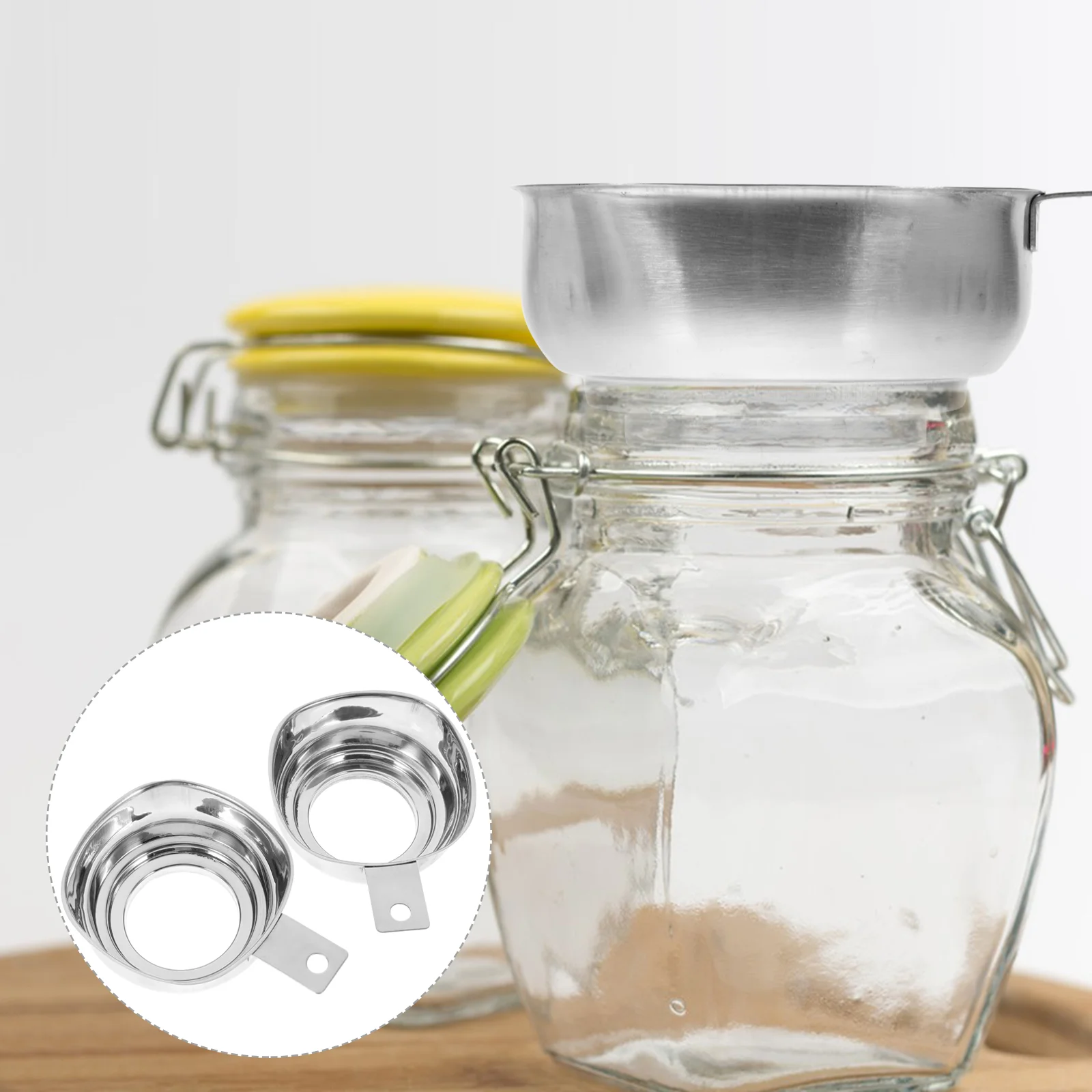 2 Pcs Wide Mouth Funnel Kitchen Gadget Liquid Filtration Oil Transferring Home Stainless-Steel Colander Use Household Filter
2 Pcs Wide Mouth Funnel Kitchen Gadget Liquid Filtration Oil Transferring Home Stainless-Steel Colander Use Household Filter