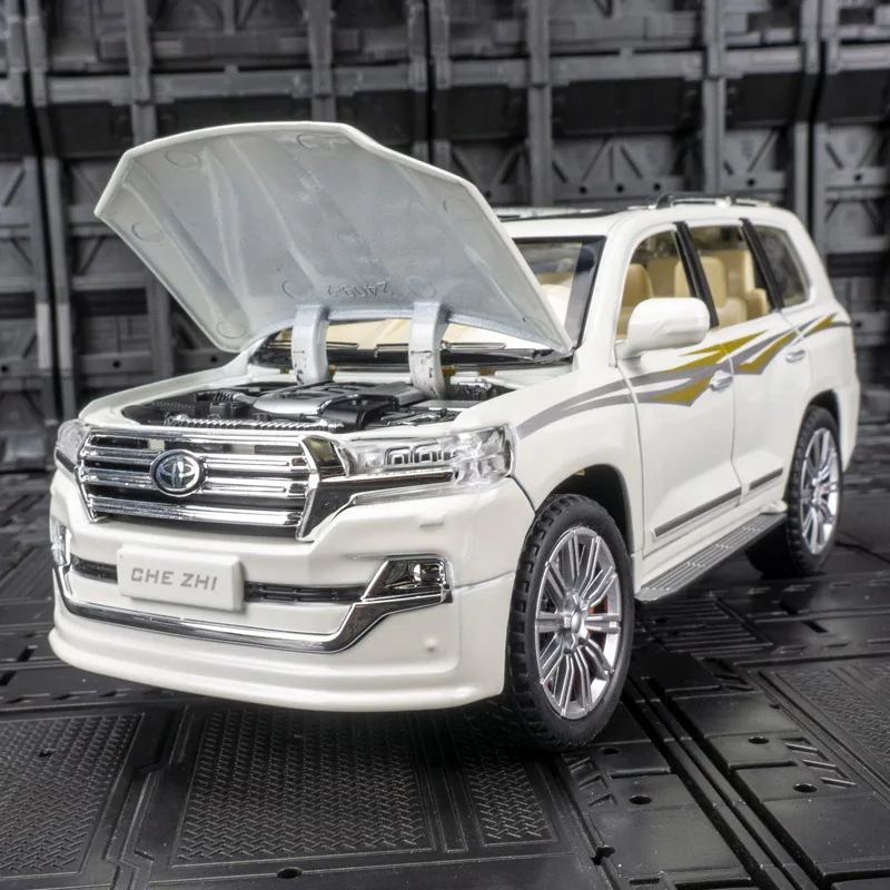 Модель внедорожника Toyota Cruiser из сплава металла, масштаб 1:24, с открывающимися дверями и капотом.
Модель внедорожника Toyota Cruiser из сплава металла, масштаб 1:24, с открывающимися дверями и капотом.