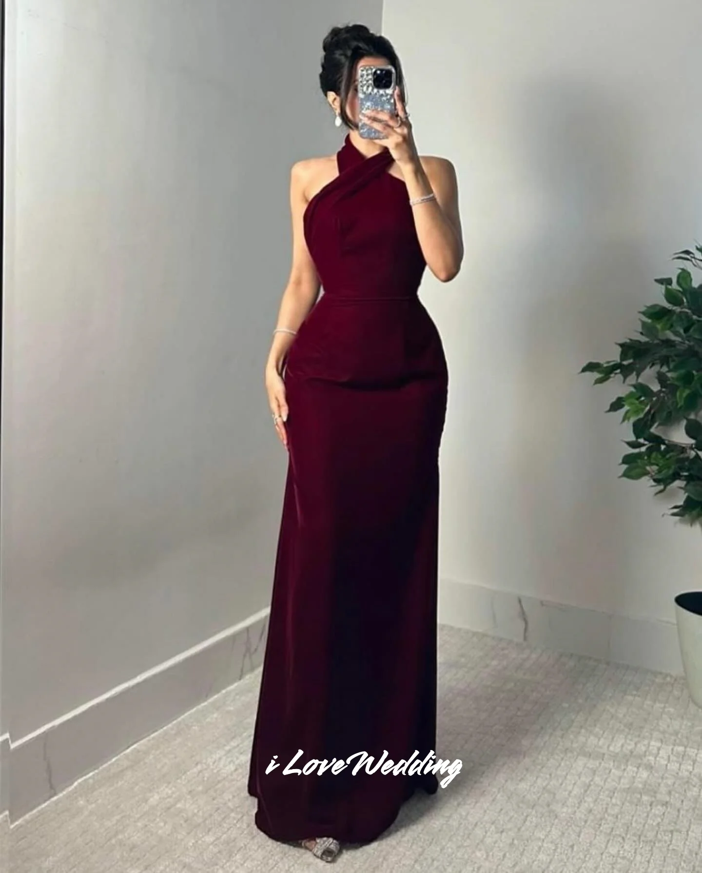 Burgundy Halter Prom Dress Sleeveless Backless Mermaid Floor-Length Evening Dress Wedding Party Dress Elegant Pleated Customized
Burgundy Halter Prom Dress Sleeveless Backless Mermaid Floor-Length Evening Dress Wedding Party Dress Elegant Pleated Customized