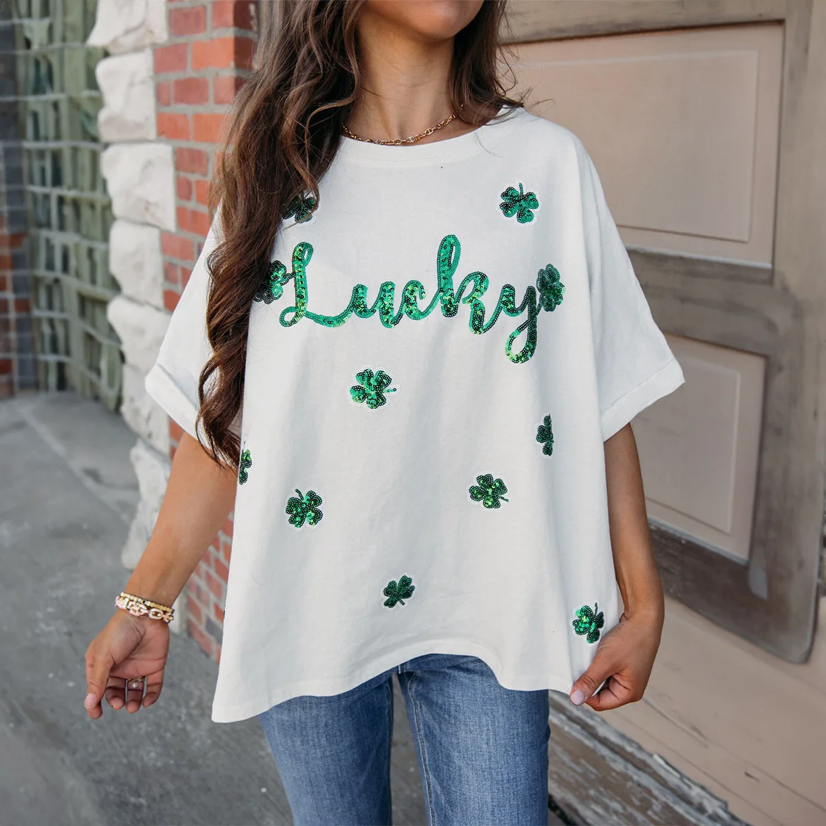 Women's Summer Loose Fit Round Neck T-Shirt, Casual Comfortable Letter Print Pullover Top, Oversized Cotton Tee for Women
Women's Summer Loose Fit Round Neck T-Shirt, Casual Comfortable Letter Print Pullover Top, Oversized Cotton Tee for Women