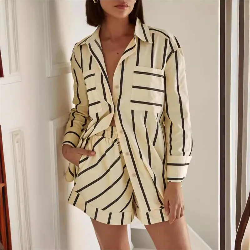 2025 New Fashion Women's Stripe Print 2 Piece Sets Spring Summer Long Sleeve Button Down Shirt+Shorts Sets Casual Suits Outfits
2025 New Fashion Women's Stripe Print 2 Piece Sets Spring Summer Long Sleeve Button Down Shirt+Shorts Sets Casual Suits Outfits