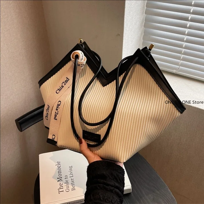 Korean Style Big HandBag Women's Bags Casual All-match Canvas Bag Commuter Shoulder Bag Student Tote Bags Wholesale Hot Selling
Korean Style Big HandBag Women's Bags Casual All-match Canvas Bag Commuter Shoulder Bag Student Tote Bags Wholesale Hot Selling