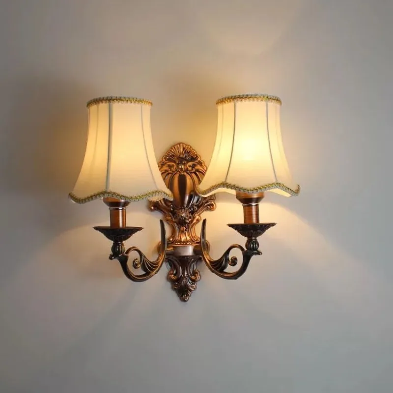 European American Classical Dual Head Red Bronze Finish Wall Sconce for Bedroom Bedside Living Room Lighting Lights for Room
European American Classical Dual Head Red Bronze Finish Wall Sconce for Bedroom Bedside Living Room Lighting Lights for Room