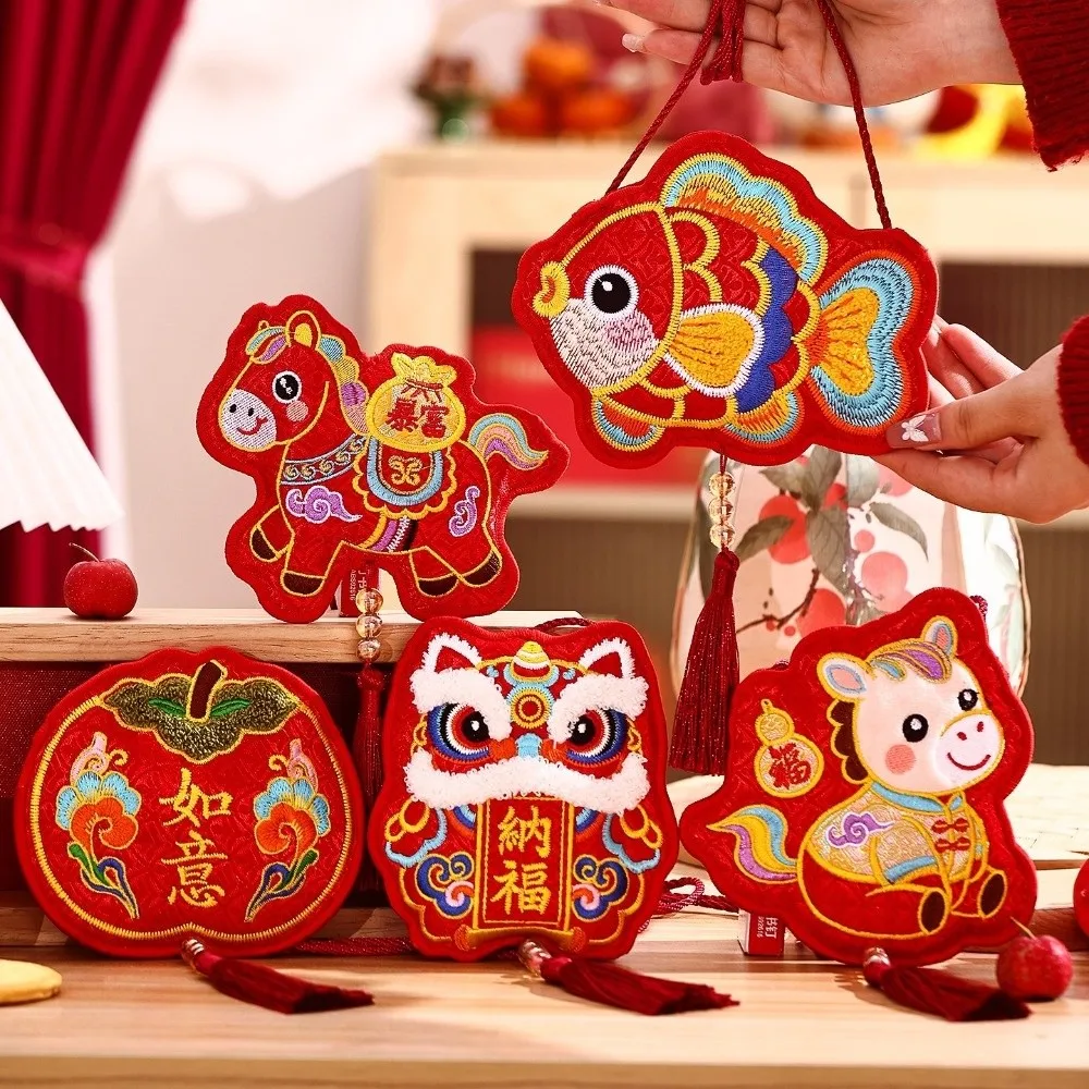Chinese Style Red Envelope Bag Embroidery Year of The Horse Zodiac Horse Ornaments with Tassels Mascot 2026 Lucky Bag
Chinese Style Red Envelope Bag Embroidery Year of The Horse Zodiac Horse Ornaments with Tassels Mascot 2026 Lucky Bag