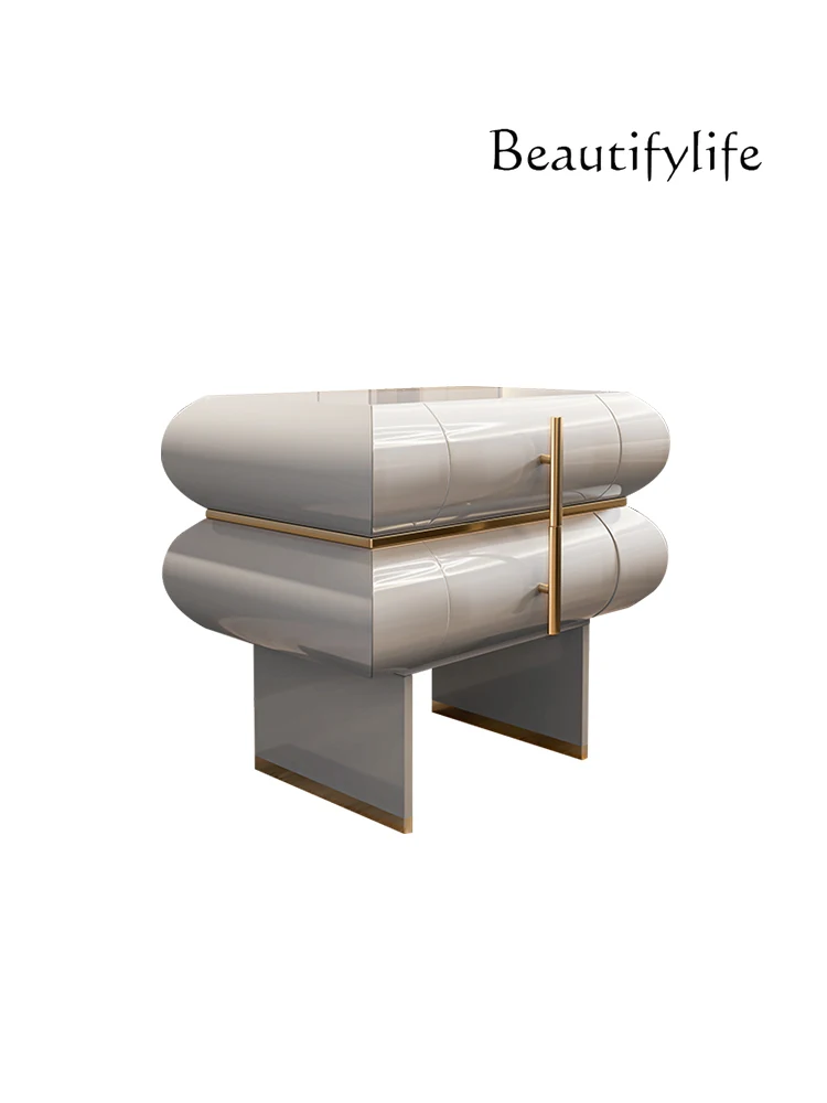 American Modern Light Luxury Simple Solid Wood High-End Bedside Table Bedroom and Household Designer Side Cabinet
American Modern Light Luxury Simple Solid Wood High-End Bedside Table Bedroom and Household Designer Side Cabinet