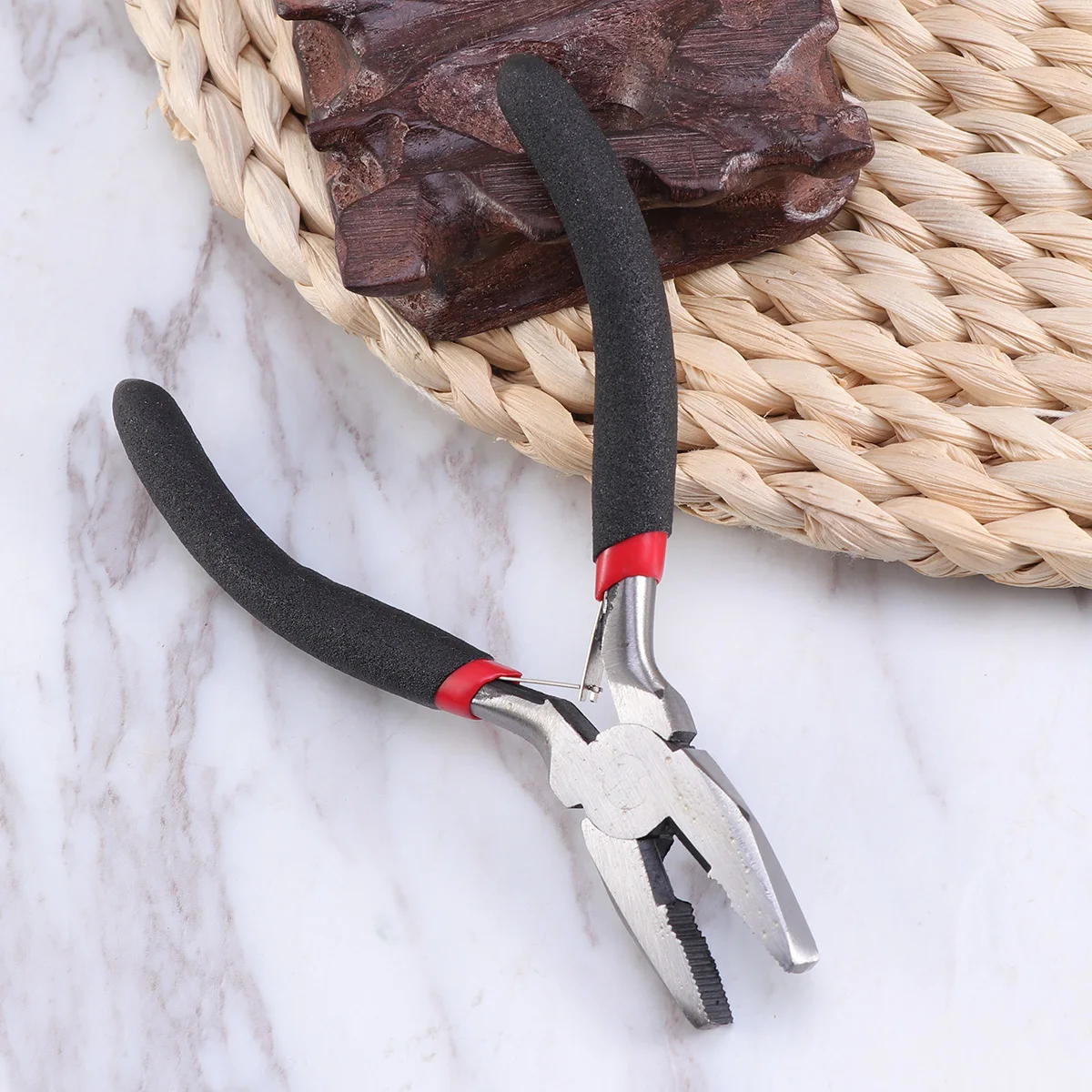 Durable Nickel Chromium Steel Multi functional Vise Household Pliers Oblique Wire Machined Jaws Black Tool
Durable Nickel Chromium Steel Multi functional Vise Household Pliers Oblique Wire Machined Jaws Black Tool