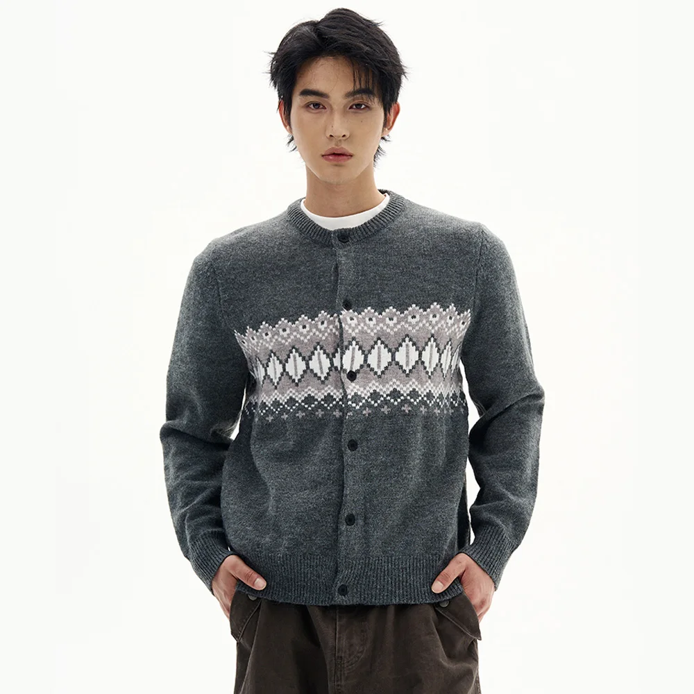 Unisex Diamond Knitted Sweater Men Korean Streetwear Vintage Fashion Casual Short Sweater Cardigan Knitwear Jumpers Jacket Tops
Unisex Diamond Knitted Sweater Men Korean Streetwear Vintage Fashion Casual Short Sweater Cardigan Knitwear Jumpers Jacket Tops