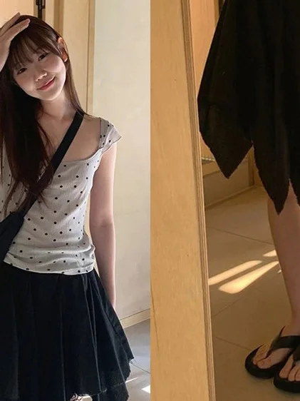 Polka Dot Square Collar Short Sleeve Women's Slim Fit T-Shirt Half Skirt Set Summer Fashion Casual Wear
Polka Dot Square Collar Short Sleeve Women's Slim Fit T-Shirt Half Skirt Set Summer Fashion Casual Wear