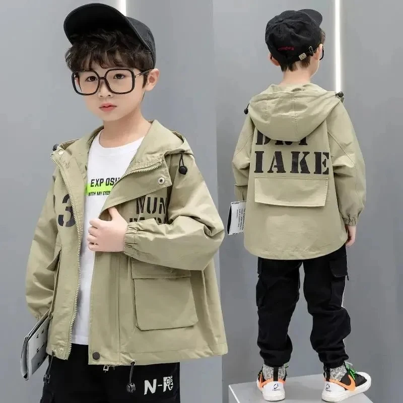 Children's Jacket 2023 Spring and Autumn New Korean Edition Children's casual windbreaker boy jacket
Children's Jacket 2023 Spring and Autumn New Korean Edition Children's casual windbreaker boy jacket
