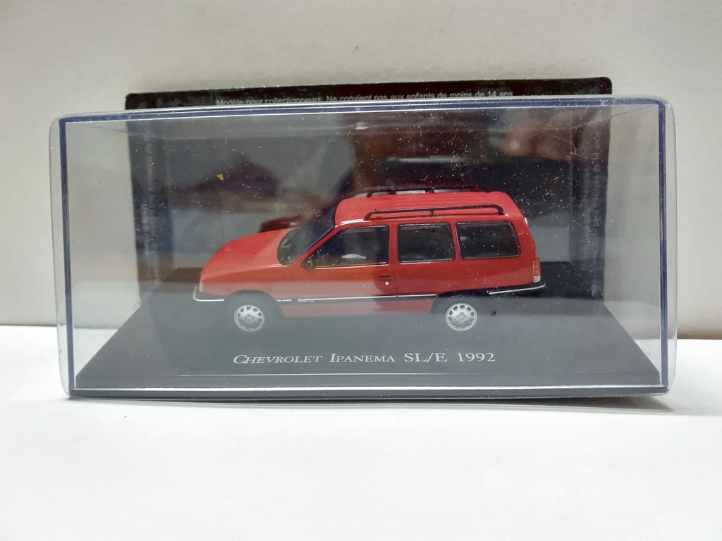 Литой под давлением масштаб 1:43 ixo Chevrolet Ipanema SL/E 1992, модель автомобиля из сплава, Коллекционная игрушка, подарок, сувенир, украшение для дисплея
Литой под давлением масштаб 1:43 ixo Chevrolet Ipanema SL/E 1992, модель автомобиля из сплава, Коллекционная игрушка, подарок, сувенир, украшение для дисплея