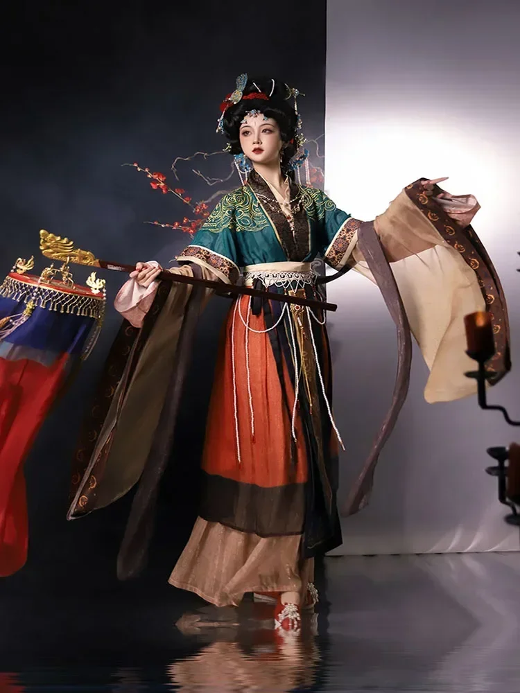 Chinese Hanfu Dress Women Vintage Traditional Carnival&Halloween Cosplay Costume 2023 Summer Green&Red Embroidery Hanfu Dress
Chinese Hanfu Dress Women Vintage Traditional Carnival&Halloween Cosplay Costume 2023 Summer Green&Red Embroidery Hanfu Dress