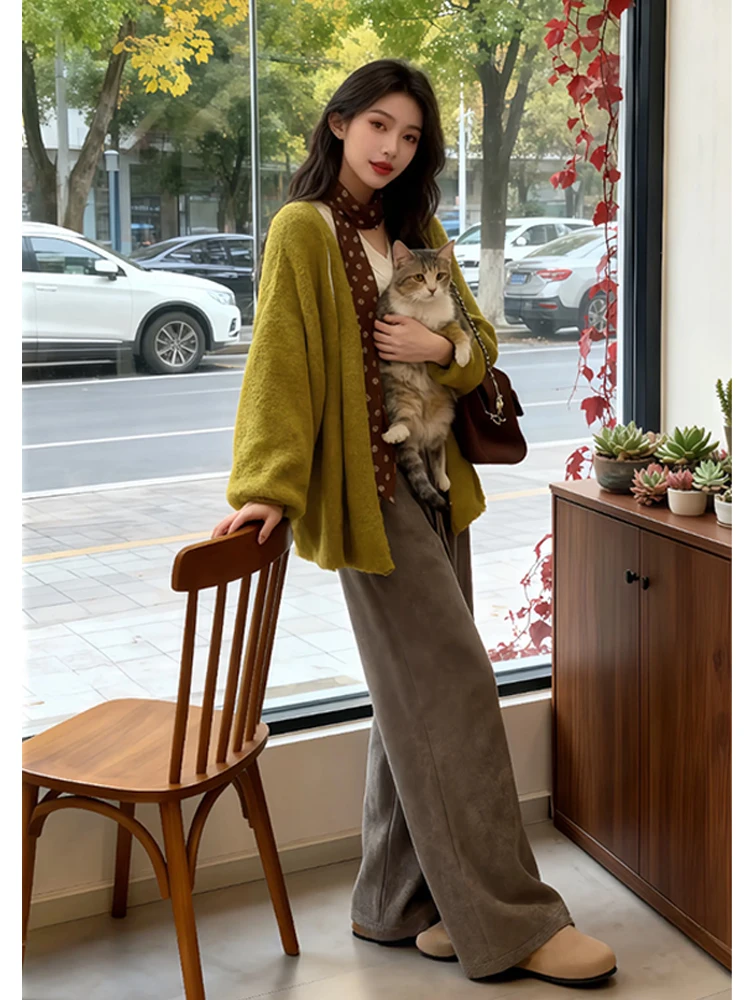 Korean Sle Casual Knitted Set Women's Autumn Winter New Faion Ele Beautiful Whole Set OOTD Matching High Waist Pants
Korean Sle Casual Knitted Set Women's Autumn Winter New Faion Ele Beautiful Whole Set OOTD Matching High Waist Pants