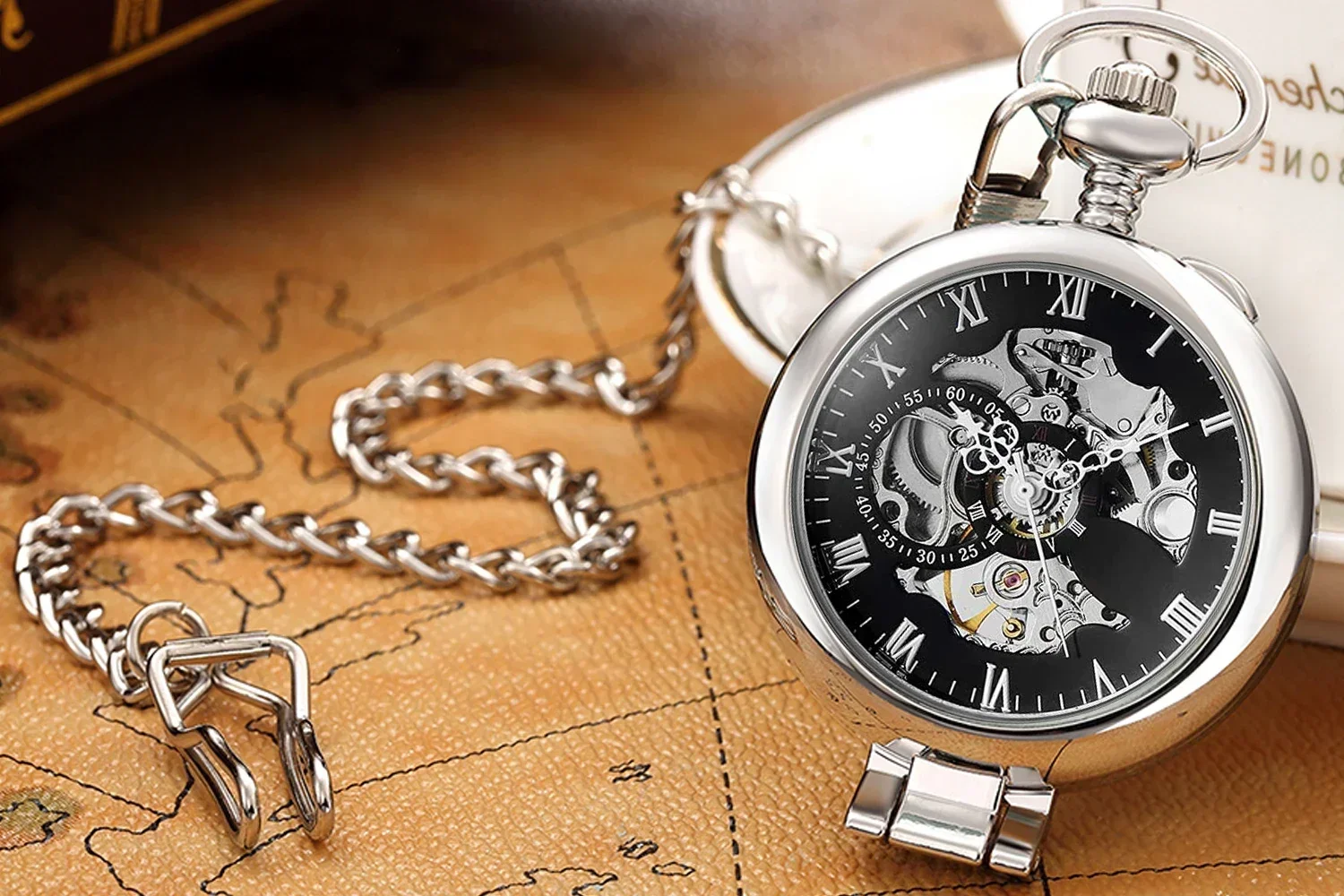 New Personalized Fashion Mechanical Pocket Watch Silver Case Hollow Vintage Hand Wind Casual Chain Watches For Men Women
New Personalized Fashion Mechanical Pocket Watch Silver Case Hollow Vintage Hand Wind Casual Chain Watches For Men Women