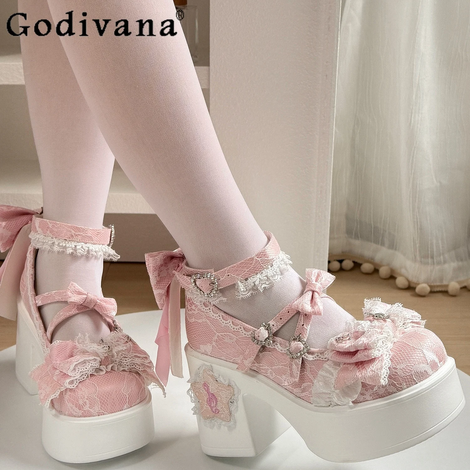 Original Japanese Mine Pink Lolita High Heel Spring Summer New Women's Sweet Bow Lace Splicing Mary Jane Shoes Girls Lo Pumps
Original Japanese Mine Pink Lolita High Heel Spring Summer New Women's Sweet Bow Lace Splicing Mary Jane Shoes Girls Lo Pumps