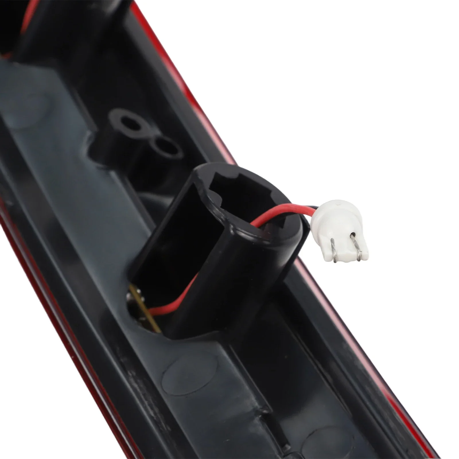 Parking Lamp Third Brake Light Vehicle Safety Car Accessories Installation Location Rear OEM Number 1R3Z13A613AB
Parking Lamp Third Brake Light Vehicle Safety Car Accessories Installation Location Rear OEM Number 1R3Z13A613AB