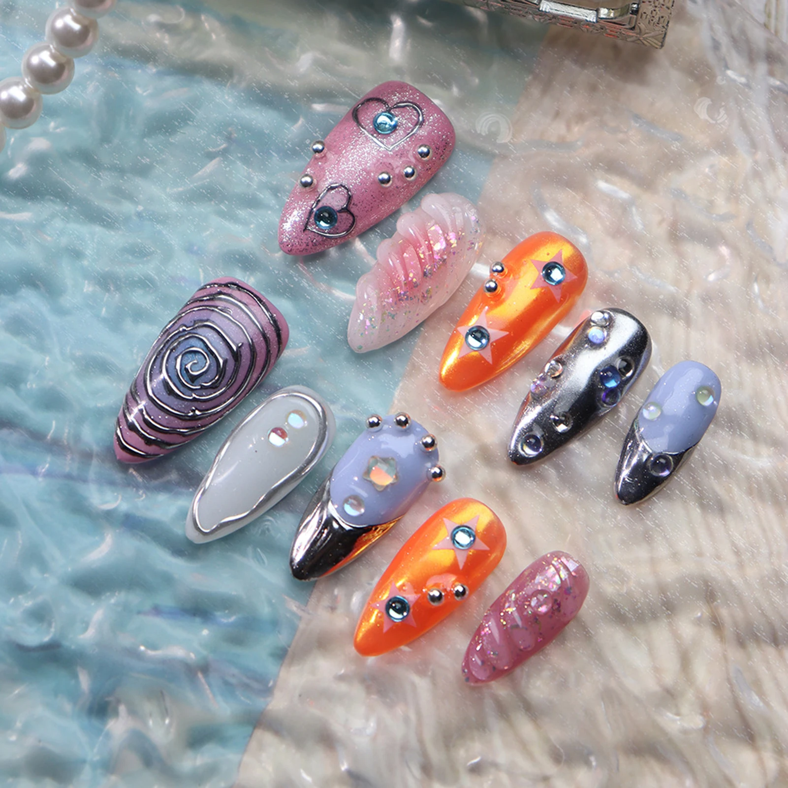 Накладные ногти ручной работы, тяжелые металлические серебристые французские накладные ногти с искусственными 3D ручной росписью Ins, блестящие миндальные накладные ногти
Накладные ногти ручной работы, тяжелые металлические серебристые французские накладные ногти с искусственными 3D ручной росписью Ins, блестящие миндальные накладные ногти