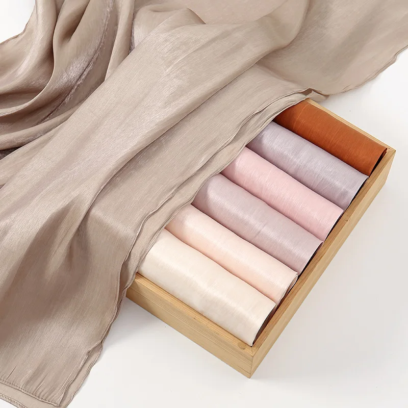 New Satin Crepe Long Scarf Silk Headscarf Women Muslim Hijab Head Wrap Shawls Scarves Turban Bandanas Headband Bufanda Foulard
New Satin Crepe Long Scarf Silk Headscarf Women Muslim Hijab Head Wrap Shawls Scarves Turban Bandanas Headband Bufanda Foulard
