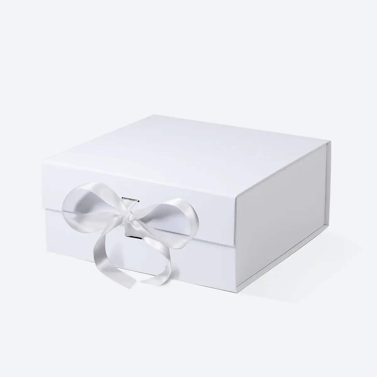 Liyueyibox C5 Square White Luxury Magnetic Closure Rigid Gift Box Custom Logo Wedding/Birthday/Baby gift/Packaging Eco-Friendly
Liyueyibox C5 Square White Luxury Magnetic Closure Rigid Gift Box Custom Logo Wedding/Birthday/Baby gift/Packaging Eco-Friendly
