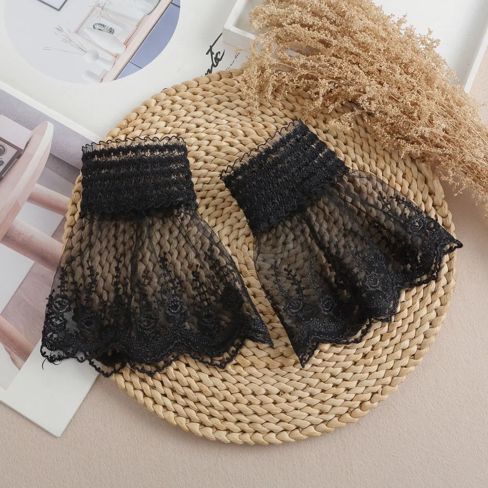 Fashion Victorian Detachable Sleeves Cuffs Solid Color Costume Accessory Lace Ruffled Wrist Lolita Style Cuffs Wedding
Fashion Victorian Detachable Sleeves Cuffs Solid Color Costume Accessory Lace Ruffled Wrist Lolita Style Cuffs Wedding