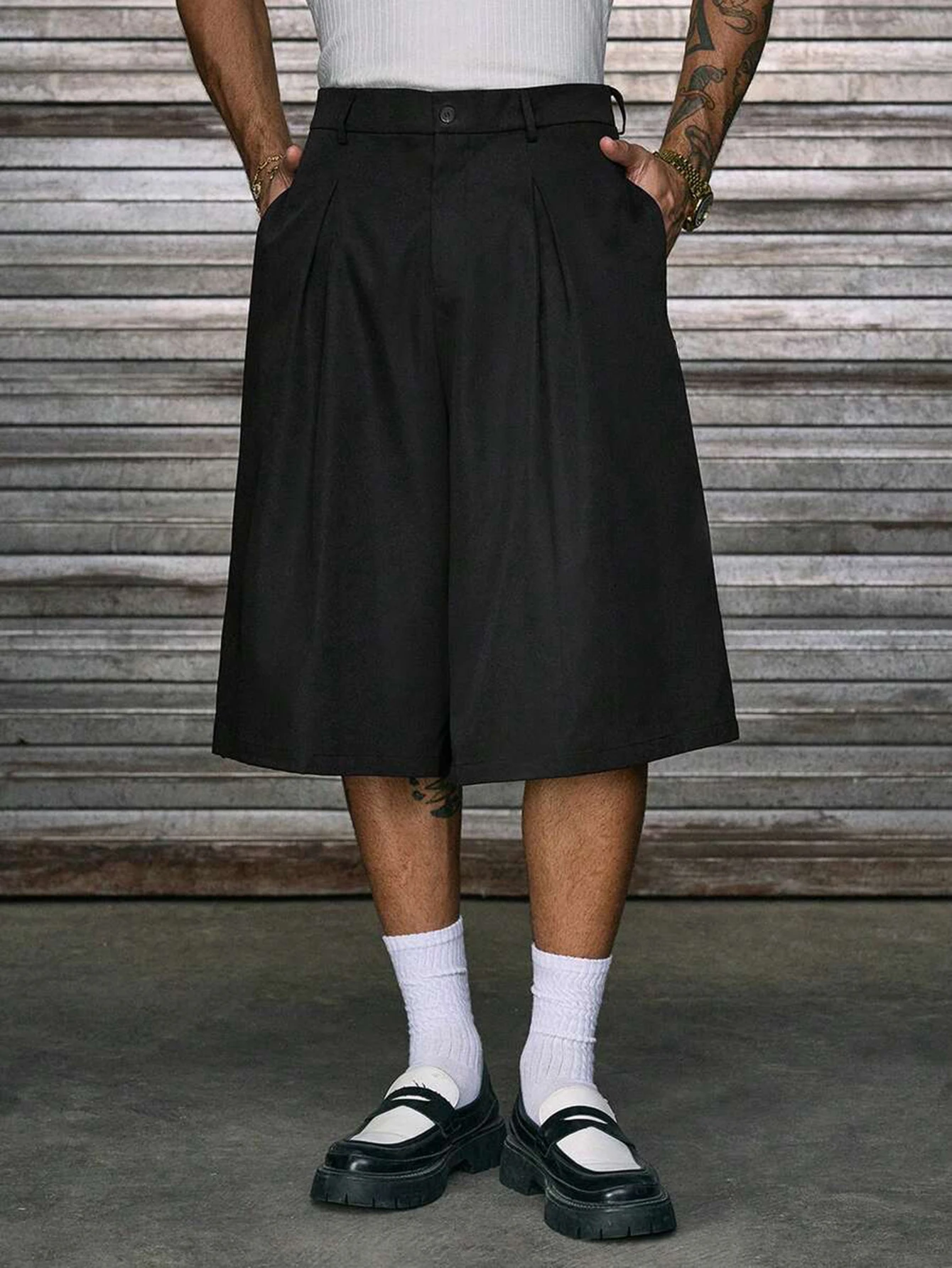 2026 SS Men's Solid Pleated Shorts, Loose Straight Leg, Button Decor, Business Casual Formal Shorts for Daily Summer Commuter
2026 SS Men's Solid Pleated Shorts, Loose Straight Leg, Button Decor, Business Casual Formal Shorts for Daily Summer Commuter